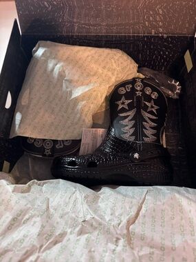 CROCS Black Western Embroidered Classic Clog Boots